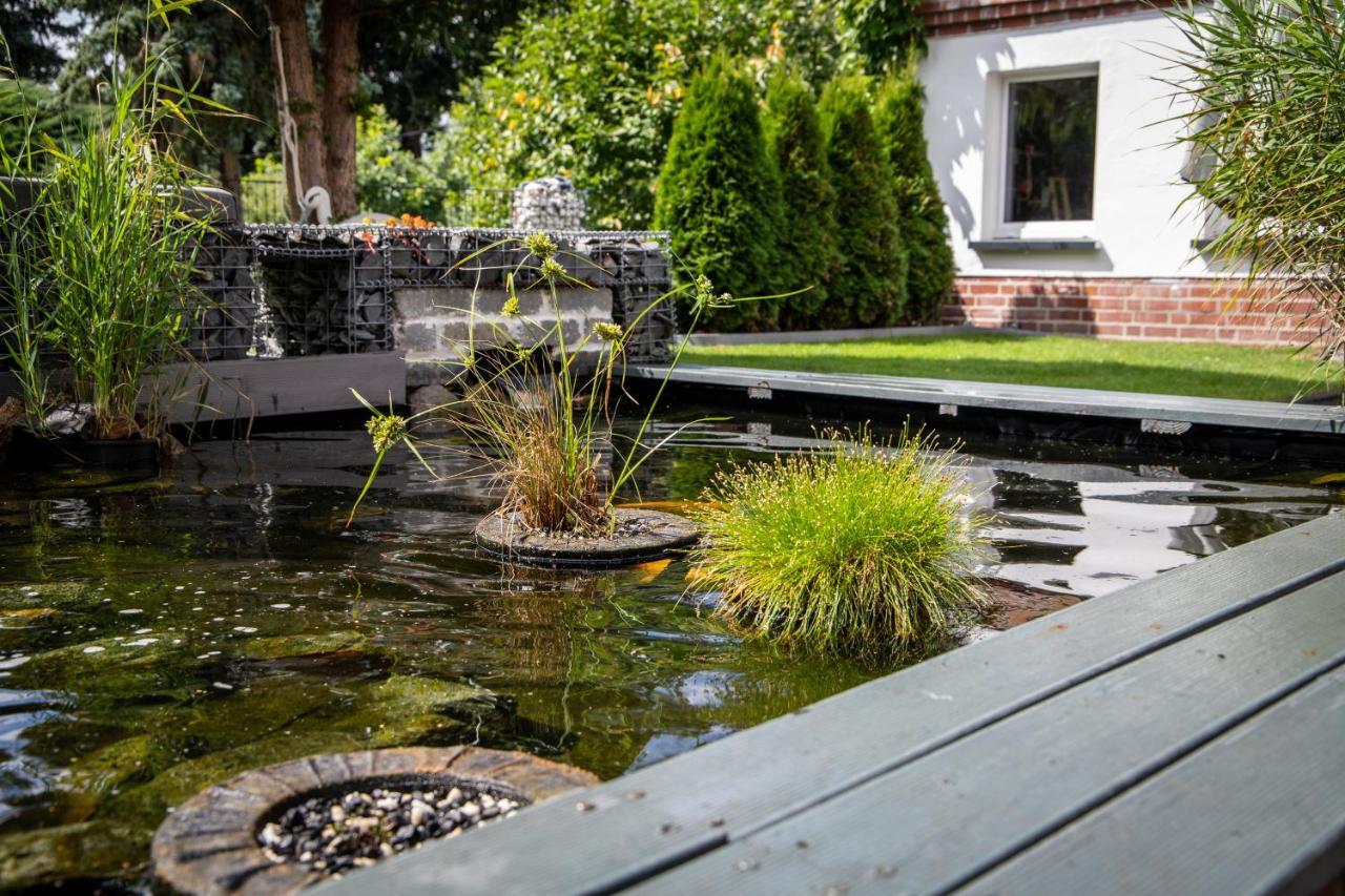 Unterschlupf Radeberg Mit Garten & Whirlpool Exteriör bild