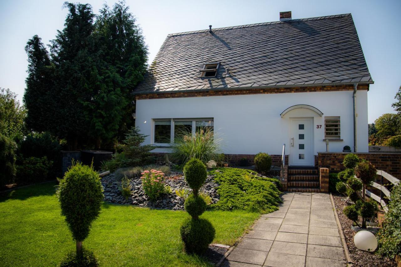 Unterschlupf Radeberg Mit Garten & Whirlpool Exteriör bild